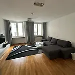Al Nafurah Lägenhetshotell München
