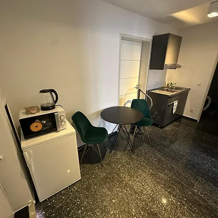 Al Nafurah 4* Μόναχο
