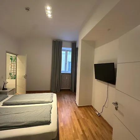 Al Nafurah 4* Μόναχο