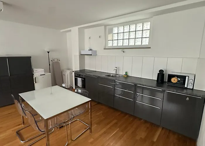 Al Nafurah 4* Münih