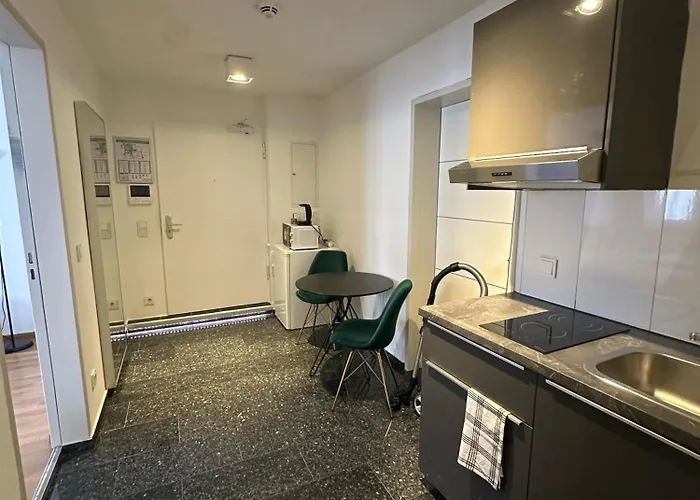 Al Nafurah 4* Münih