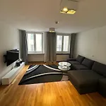 Al Nafurah Hotel apartamentowy
