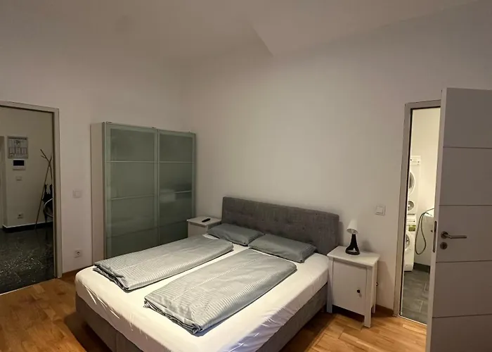 Al Nafurah 아파트호텔